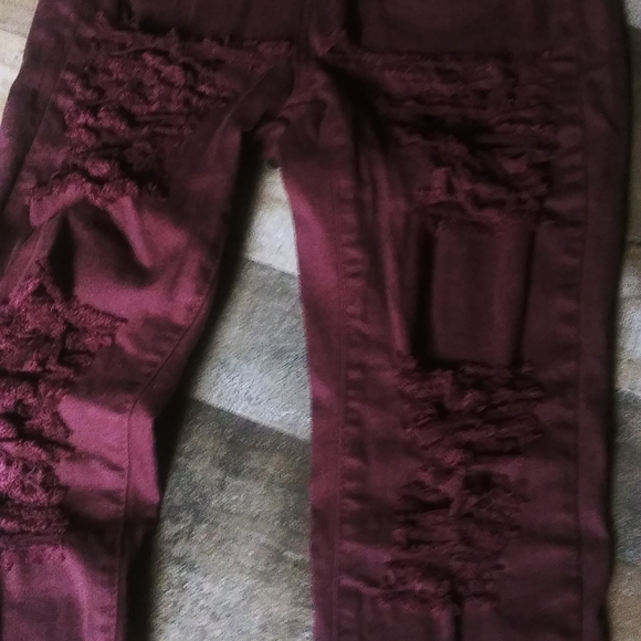 NWT Fashion Nova Distressed Jeans US 3 - Picture 2 of 11